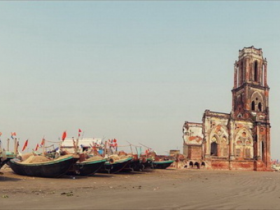 Rent a car to travel in Nam Dinh