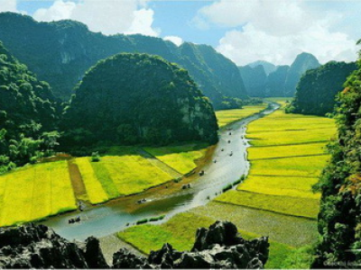 Rent a car to travel Cao Bang