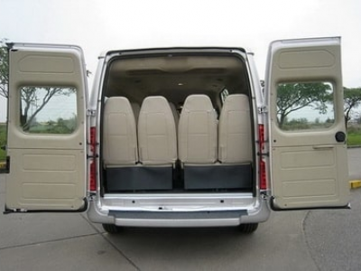 Car rental 16 seats Tra Vinh
