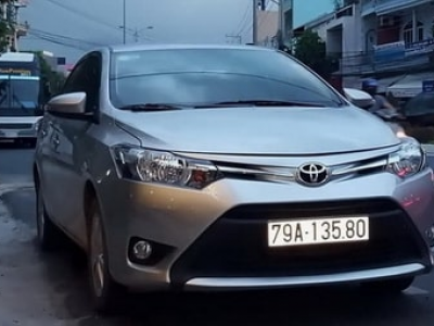 Rental car 4 seats Ben Tre