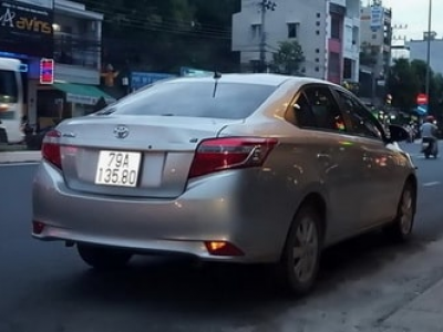 Car rental 5 seats Toyota Quang Binh