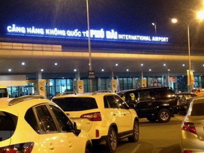 Rental car airport Phu Bai Hue