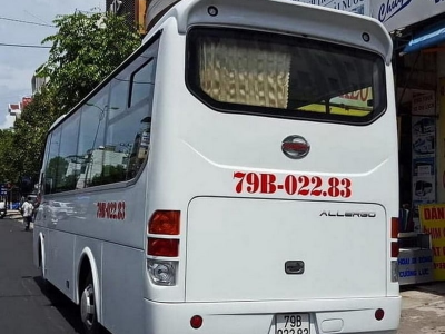 Car rental 29 seats Isuzu Samco