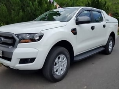 [Car rental Ford Ranger 5 seats Nha Trang]