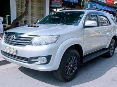 7-seat car rental Phu Yen