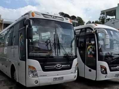 45-seat car rental Quang Ngai 